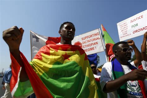 De Oromo Protesten van 2016: Een Weergave van Verhitte Frustraties en een Streven naar Verandering